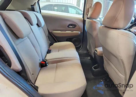 2018 Honda Hr-V Lx z USA, uszkodzony, nr VIN 3CZRU6H37JM700202